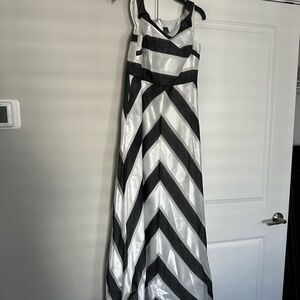 Adrianna Papell Black and White Chevron Gown
